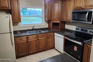 890 Serenade St NW, Palm Bay, FL 32907 - Photo 4