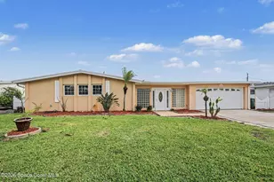 1199 Yacht Club Blvd, Indian Harbour Beach, FL 32937 - Photo 2