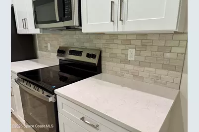 581 Toynbee Road SW, Palm Bay, FL 32908 - Photo 10