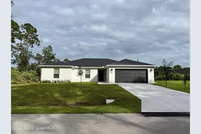 581 Toynbee Road SW, Palm Bay, FL 32908 - Photo 1
