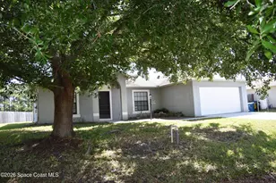 247 High Rd NW, Palm Bay, FL 32907 - Photo 2