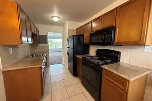 1432 Parkway Dr, Melbourne, FL 32935 - Photo 4