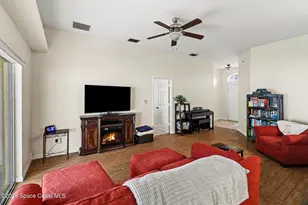 1341 Olde Bailey Ln, Melbourne, FL 32904 - Photo 4
