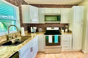 133 NE 1st St, Satellite Beach, FL 32937 - Photo 10