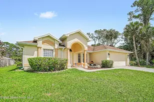 835 Rebus Ave SW, Palm Bay, FL 32908 - Photo 2