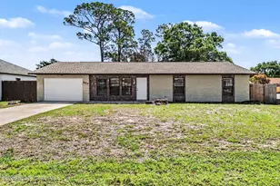 427 Frankford Ave NW, Palm Bay, FL 32907 - Photo 2