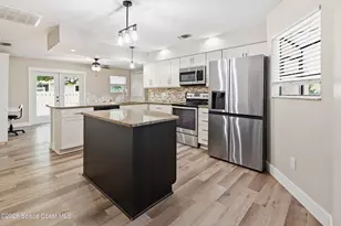 590 Auf Ct NW, Palm Bay, FL 32907 - Photo 4