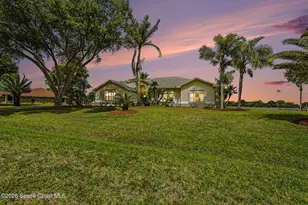 345 Lake View Ln, Palm Bay, FL 32909 - Photo 4