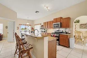 345 Lake View Ln, Palm Bay, FL 32909 - Photo 8