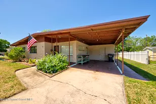 1016 S Park Ave, Titusville, FL 32780 - Photo 2