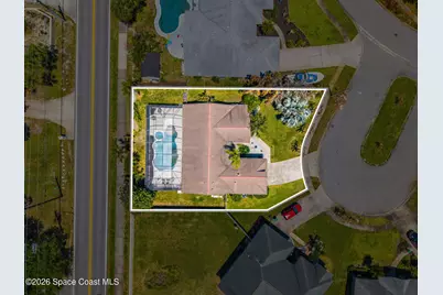 1044 Harbor Pines Drive, Merritt Island, FL 32952 - Photo 6
