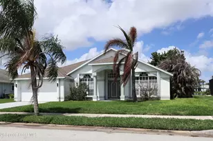 704 Carriage Hill Rd, Melbourne, FL 32940 - Photo 2