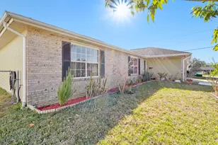 1148 Malone St NW, Palm Bay, FL 32907 - Photo 4