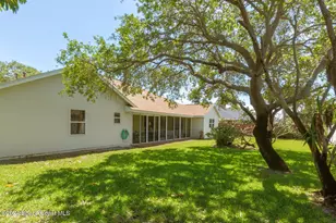 410 Oriole Ln, Indialantic, FL 32903 - Photo 12