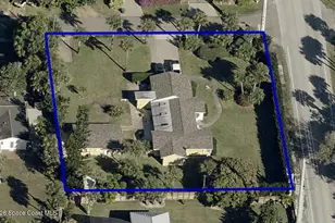 702 Oak St, Melbourne Beach, FL 32951 - Photo 2