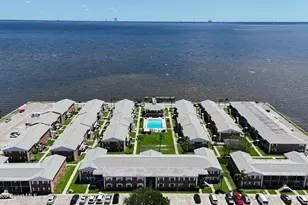 190 E Olmstead Dr, Titusville, FL 32780 - Photo 4