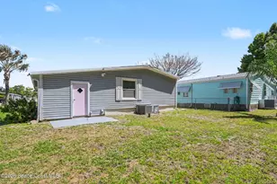 421 Papaya Cir, Barefoot Bay, FL 32976 - Photo 22