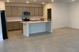 622 Papillon St SW, Palm Bay, FL 32908 - Photo 2