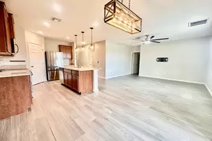 4645 Pagosa Springs Cir, Melbourne, FL 32901 - Photo 10