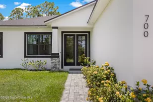 700 Cornelia Ave SE, Palm Bay, FL 32909 - Photo 2