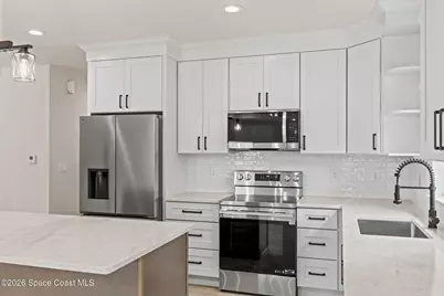 357 Galicia Street SW, Palm Bay, FL 32908 - Photo 10