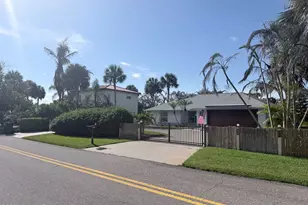 702 Oak St, Melbourne Beach, FL 32951 - Photo 44