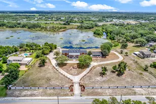 1585 S Carpenter Rd, Titusville, FL 32796 - Photo 4