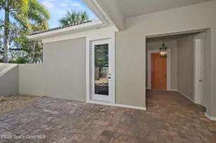 2158 Falls Cir, Vero Beach, FL 32967 - Photo 4