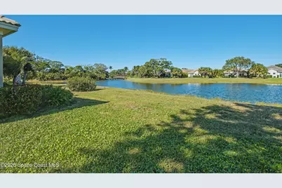 2158 Falls Circle, Vero Beach, FL 32967 - Photo 2