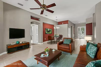 348 Gardendale Circle SE, Palm Bay, FL 32909 - Photo 8