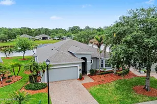 348 Gardendale Cir SE, Palm Bay, FL 32909 - Photo 2