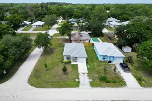 2425 86th Dr, Vero Beach, FL 32966 - Photo 40