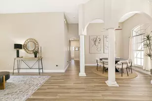 470 Stonehenge Cir, Rockledge, FL 32955 - Photo 8