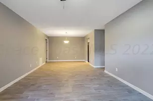 318 Sun Dial Ct, Cocoa, FL 32926 - Photo 2