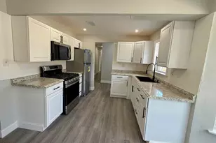 130 Cascade Ave SE, Palm Bay, FL 32909 - Photo 4