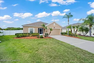 2198 Snapdragon Dr NW, Palm Bay, FL 32907 - Photo 2
