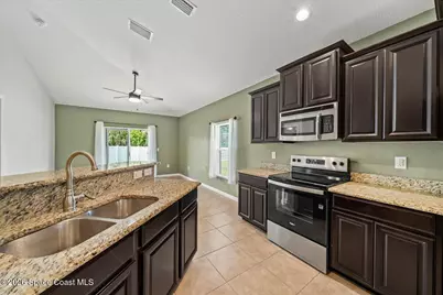 2198 Snapdragon Drive NW, Palm Bay, FL 32907 - Photo 4