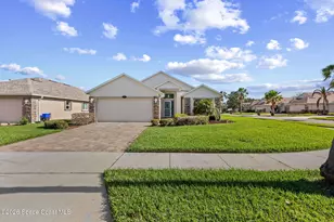 1611 Lago Mar Dr, Melbourne, FL 32940 - Photo 2
