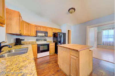 1090 Castile Road SE, Palm Bay, FL 32909 - Photo 4