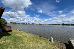 300 Bottlebrush Ct, Cocoa, FL 32926 - Photo 4