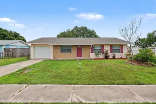 2111 Sandalwood Dr, Melbourne, FL 32935 - Photo 2