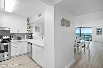 1420 N Atlantic Avenue #302, Daytona Beach, FL 32118 - Photo 8