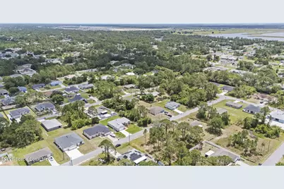3001 Gaffney Avenue SE, Palm Bay, FL 32909 - Photo 8