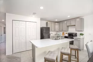 518 Poplar St SE, Palm Bay, FL 32909 - Photo 6