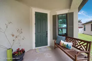 2733 Glenridge Cir, Merritt Island, FL 32953 - Photo 2