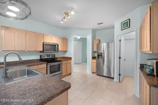 2733 Glenridge Cir, Merritt Island, FL 32953 - Photo 8