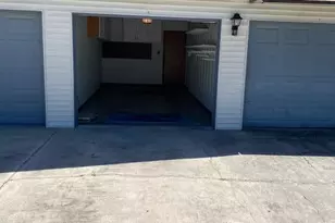 9045 S York Ln S, West Melbourne, FL 32904 - Photo 34