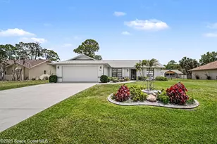 1550 Heartwellville St NW, Palm Bay, FL 32907 - Photo 2