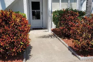 412 Beach Park Ln, Cape Canaveral, FL 32920 - Photo 2