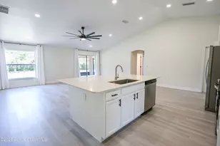 550 Brickell St SE, Palm Bay, FL 32909 - Photo 6